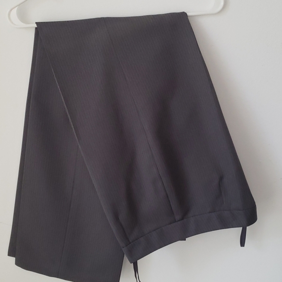 Le Suit Separates - Picture 3 of 6